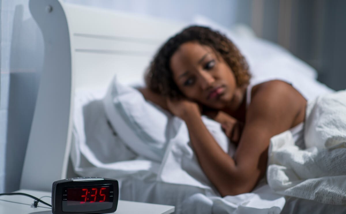 Cómo El Mal Dormir Se Conecta Con El Aumento De Peso, El Estrés Y La Inflamación