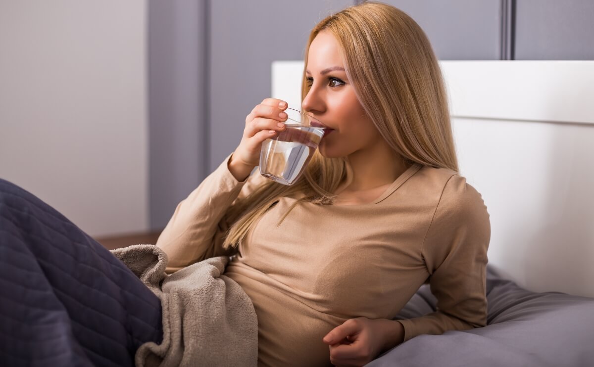 Lo Que Bebes También Afecta Tu Sueño: Las Bebidas Que Mejoran O Perjudican Tu Descanso